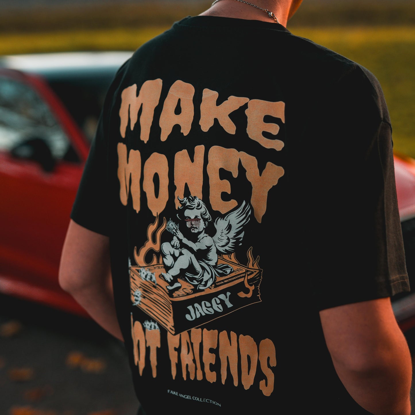 MAKE MONEY NOT FRIENDS T-SHIRT PRETA